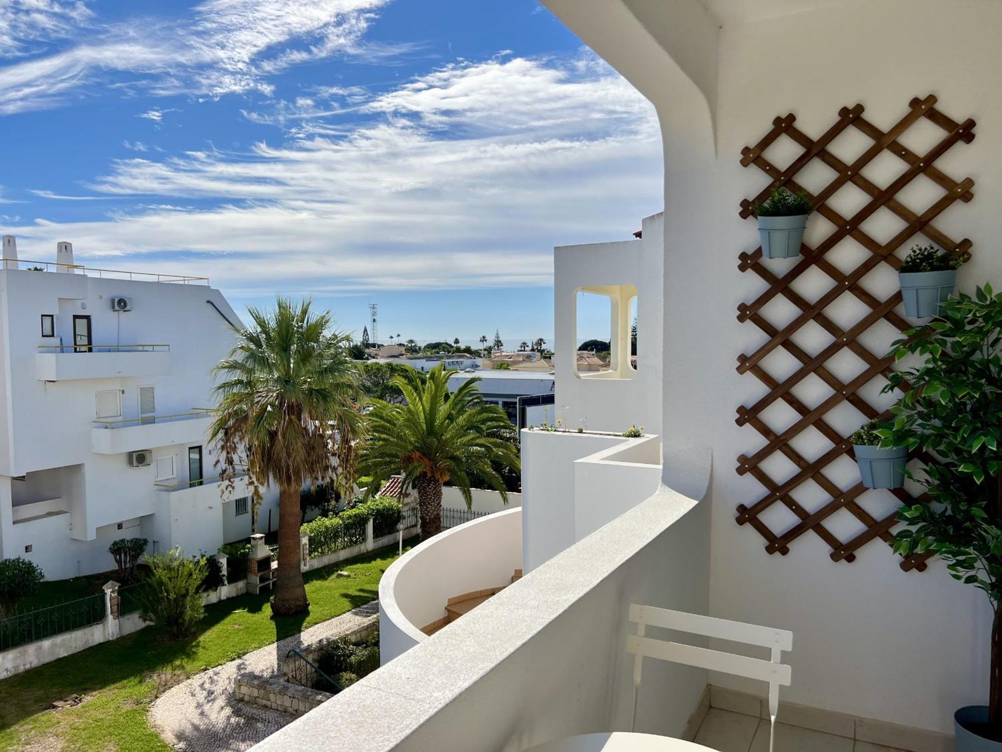 Albufeira Delight With Pool By Homing Apartment Guia  Exterior photo